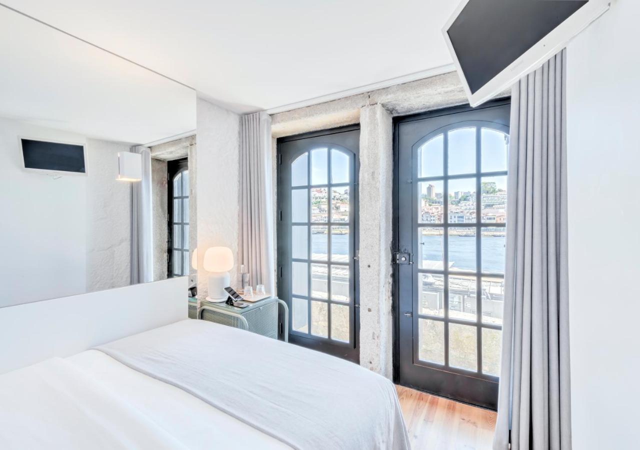 Oporto Street Fonte Taurina - Riverfront Suites (Adults Only) Bagian luar foto